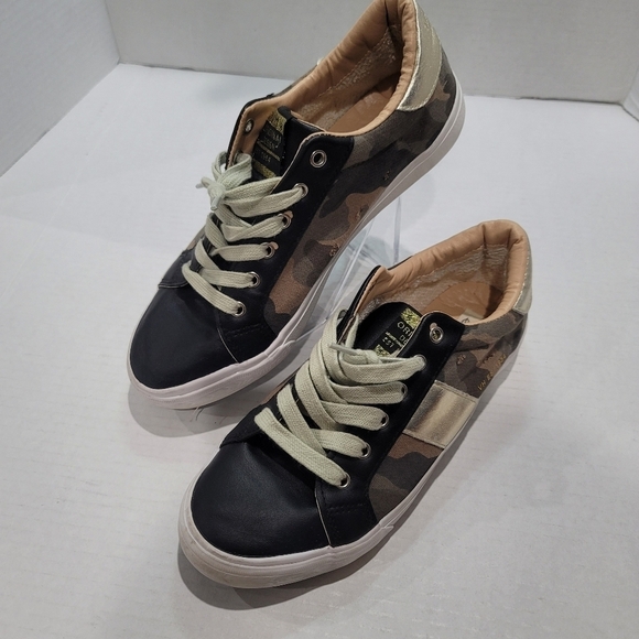 Vintage Havana Property Sneakers - Picture 15 of 15